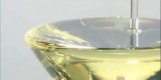 非常にサラサラしていることが特長のDHAとEPA