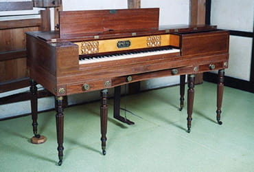 ドイツ人医師シーボルトがオランダから持ち込んだ日本に現存する最古のピアノ。