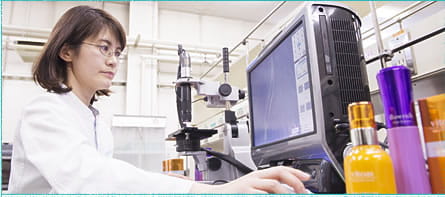 品質部門 井関 恭子