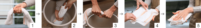 1.（半乾き雑巾の作り方）雑巾の真ん中を持つ。→2.半分を水でぬらす。→3.固くしぼる。→4.３つ折にする。→5.雑巾をたたいてなじませる。
