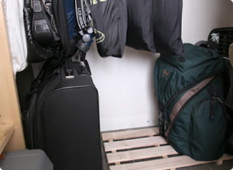 スノコとバッグの写真