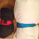 ダウンジャケットと羽毛布団を縛った写真